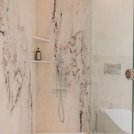 Upscale In Center By Lovelystay Apartment Lisbon