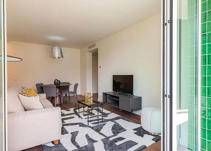 Upscale In Center By Lovelystay * Lisboa