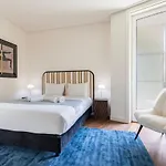 Upscale In Center By Lovelystay Διαμέρισμα Lisboa